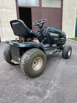 Zahradní traktor mtd - 3