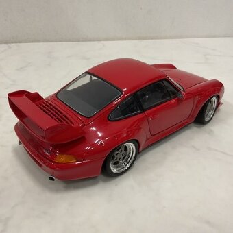 Kovové modely 1/18 - 3