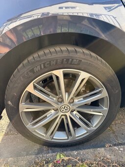 Prodám alu kola VW 18” + téměř nové Michelin Pilot Sport 4 - 3