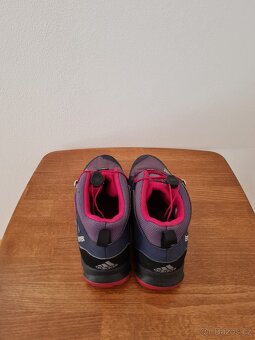 Kotníkové boty zn. Adidas vel.36,5 - 3