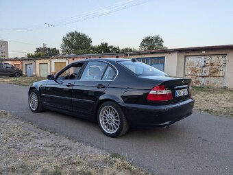 BMW 330 XI - 3