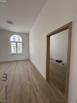 Pronájem bytu 2+1 63 m2 - 3
