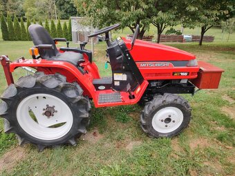 Malotraktor Mitsubishi + vlečka - 3