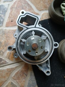Vodní pumpa opel - 3