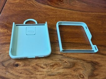 Samsung Galaxy Z Flip5 Silikonový kryt s držákem na prst Min - 3