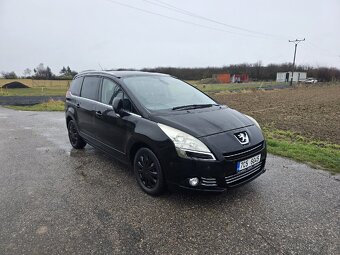 Peugeot 5008 7 míst - 3