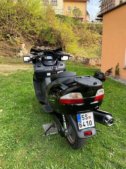 SUZUKI BURGMAN 650 Executive ABS - perfektní stav. - 3