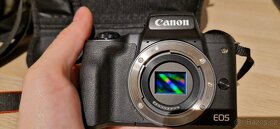 Canon EOS M50 Mark II + 15-45mm kit - 3