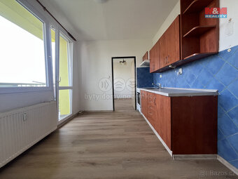 Pronájem bytu 2+1, 38 m², Jindřichův Hradec, sídl. U Nádraží - 3