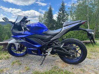 Yamaha YZF-R3 - 3