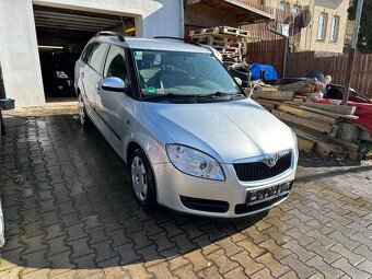 Škoda Fabia 2 kombi 1.6 benzin - 3