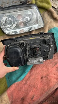 VW Bora Xenony - 3