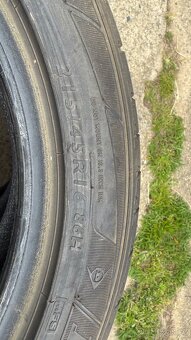 Prodám 4 ks letních pneu Dunlop 215/45 R16 86H - 3