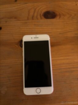 iPhone 7 růžový 128GB - 3