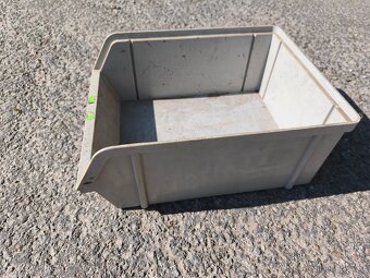 Prodám plastové skladovací boxy - 3