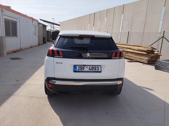 Osobní automobil Peugeot 3008 - 3