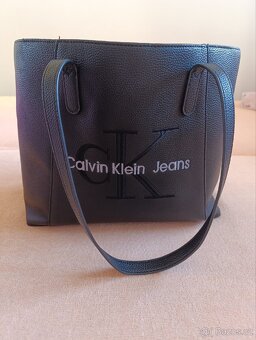 Černá kabelka CK Jeans - 3