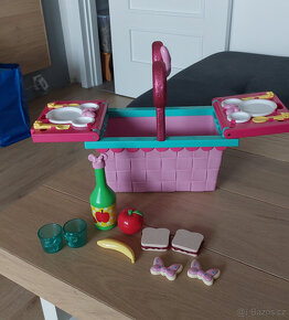MINNIE PICNIC - 3