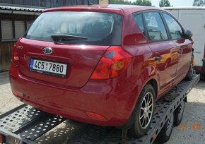 Kia Ceed 1.4i 16V 80 kW Motor G4FA Rv:2009/8 - 3