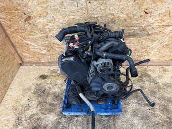 KOMPLETNÍ MOTOR 2.0 85KW AZM - 3