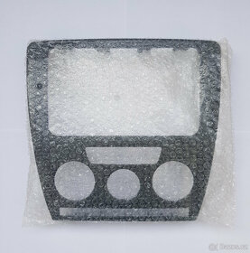 Rámeček autorádia pro Škoda Octavia II (man. AC) - 3