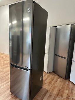 Lednice s mrazákem Lg (155) - 3