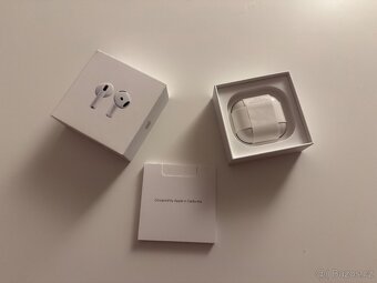Apple AirPods 4 - 3