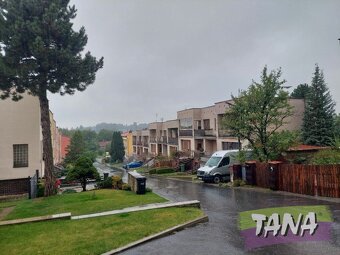 Krajový řadový rodinný dům v obci Herálec v blízkosti měst H - 3