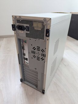 Starší PC, 100% funkční - 3