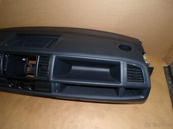 VW T6 palubní deska Caravelle Transporter TOP STAV - 3