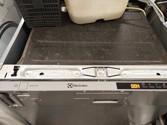 Prodám vestavnou integrovanou myčku Dovezu - 3