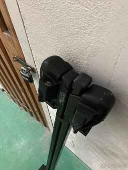 Střešní nosič na kola + příčníky THULE - 3