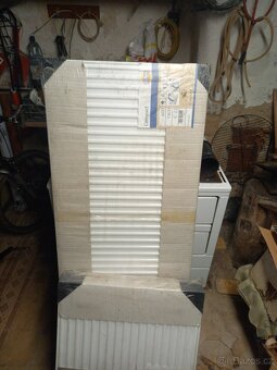 Prodám 2ks radiátorů  dianorm 600×600  600×1400 - 3