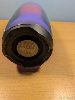 Jbl Pulse 4 top stav - 3