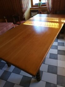 Velký masivní stůl - 3