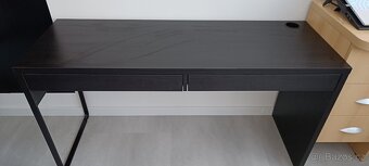 Stůl IKEA MICKE - 3