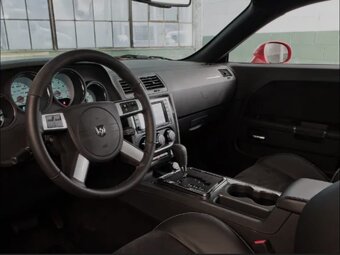 Dodge challenger 6.1 - 3
