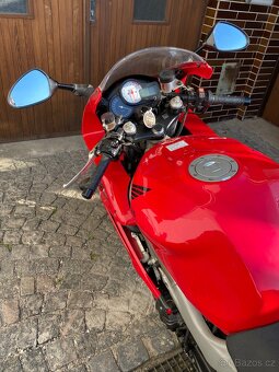 Honda VTR 1000F - 3