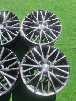 ALU TOJOTA 5X114.3 R18 MAK - 3