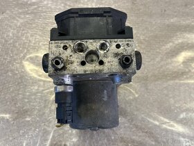 ŘÍDICÍ JEDNOTKA ABS  3U0614517E - 3