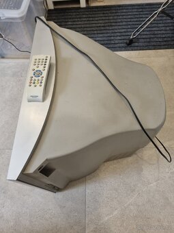 CRT televize 50 cm - 3