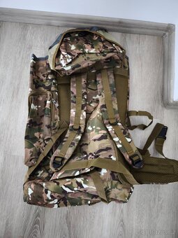 Nový outdoorový taktický batoh 80L - 3