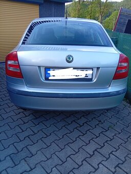 Prodám komplet zadní  páté dveře ,vrata na škoda Octavia 2 - 3