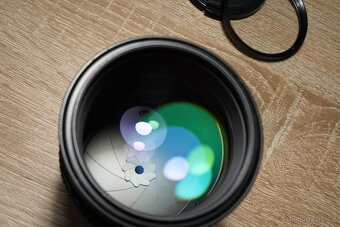 Nikkor 105mm f/1.8 AiS – legendární portrétní klasika - 3
