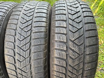 Zimní pneu 225 60 17 Pirelli - 3