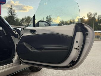 Mazda mx-5 - 3