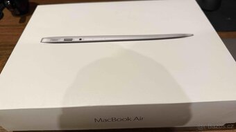 Apple MacBook Air 13” - 3