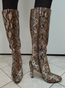 Kozačky na podp. GUESS, hadí vzor, kůže, vel. 37 - 3