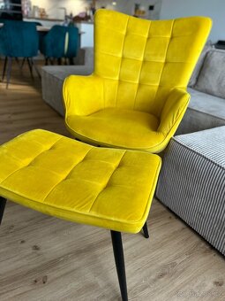 Žluté křeslo s taburetem - 3