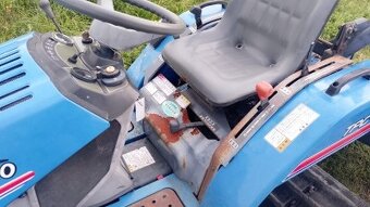 pasový malotraktor Iseki Tpc 15 - 3